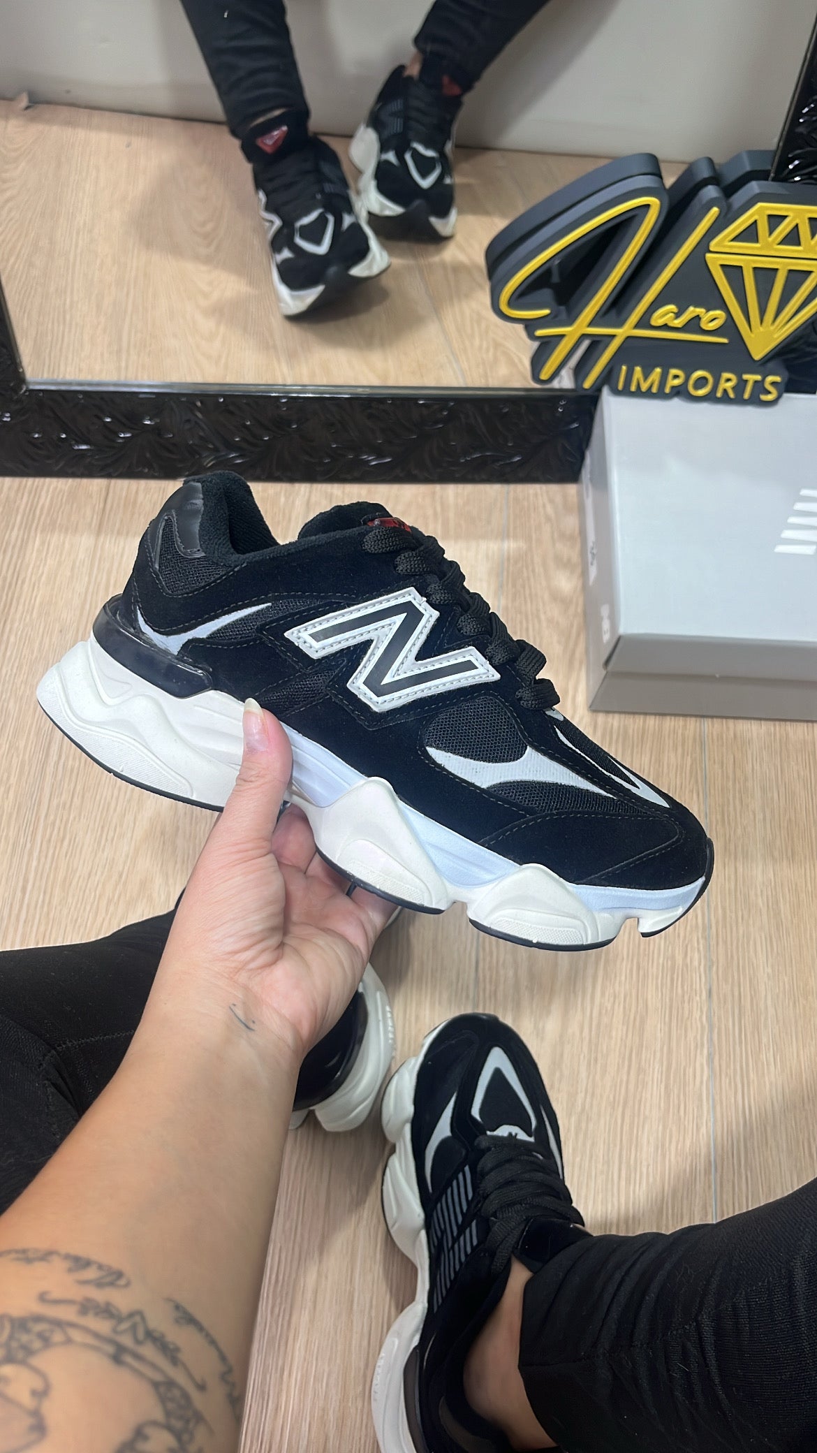 Tênis NB 9060 Preto/Off White