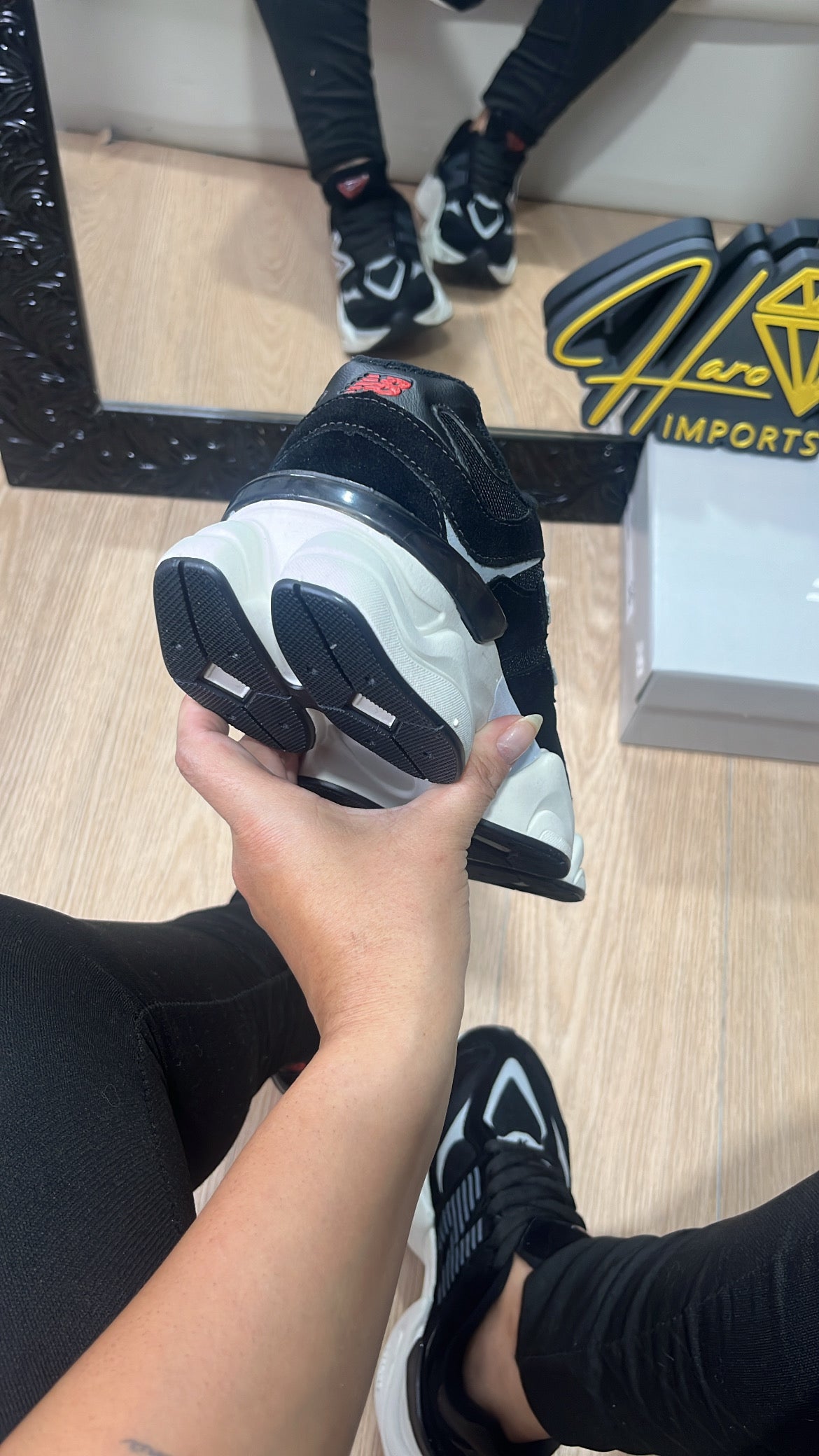 Tênis NB 9060 Preto/Off White