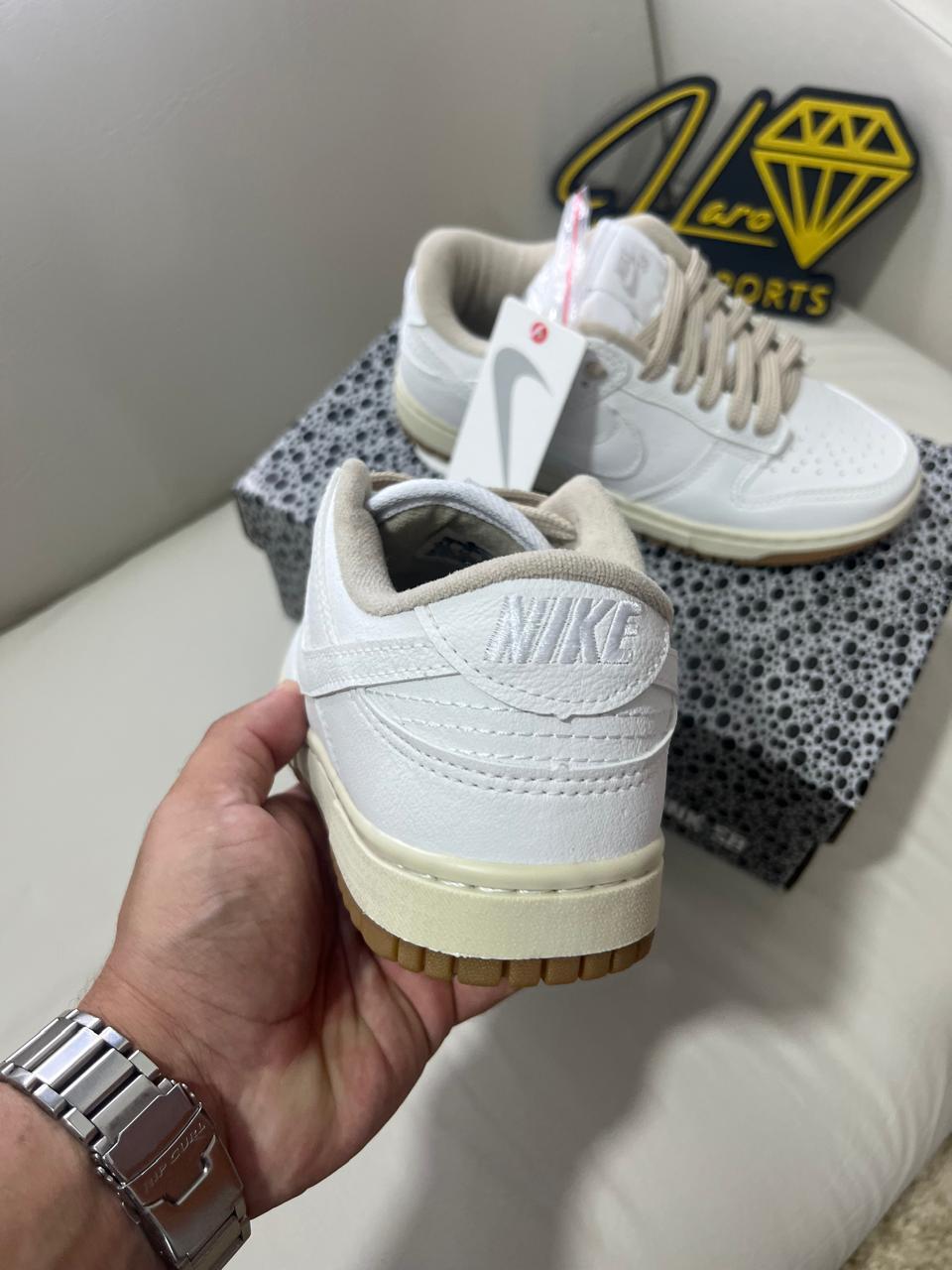 Tênis NK DunK Branco/Bege